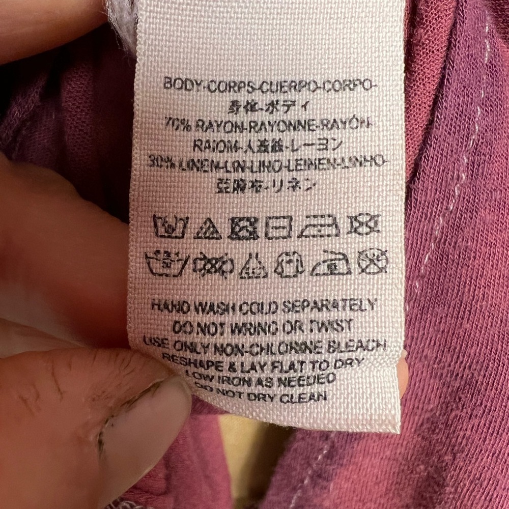 We the Free women’s sleeveless plum color tunic with snaps small - Picture 7 of 7